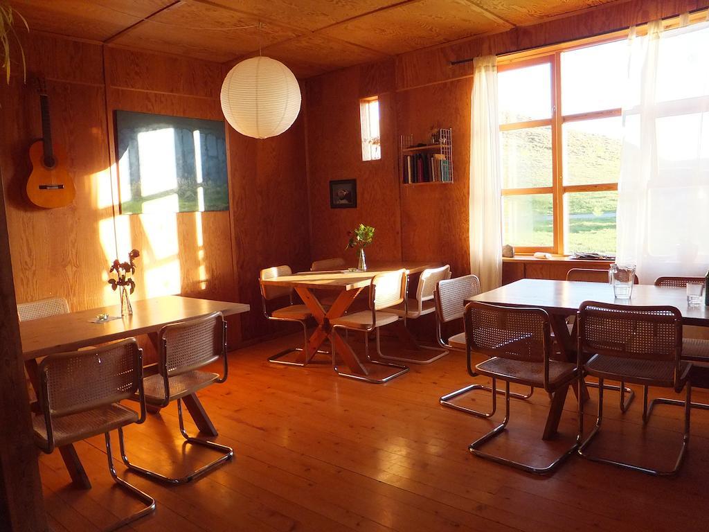 Brekkulaekur Guesthouse Hunathing Vestra Extérieur photo